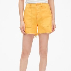 Gap utility short high rise yellow ☀️
